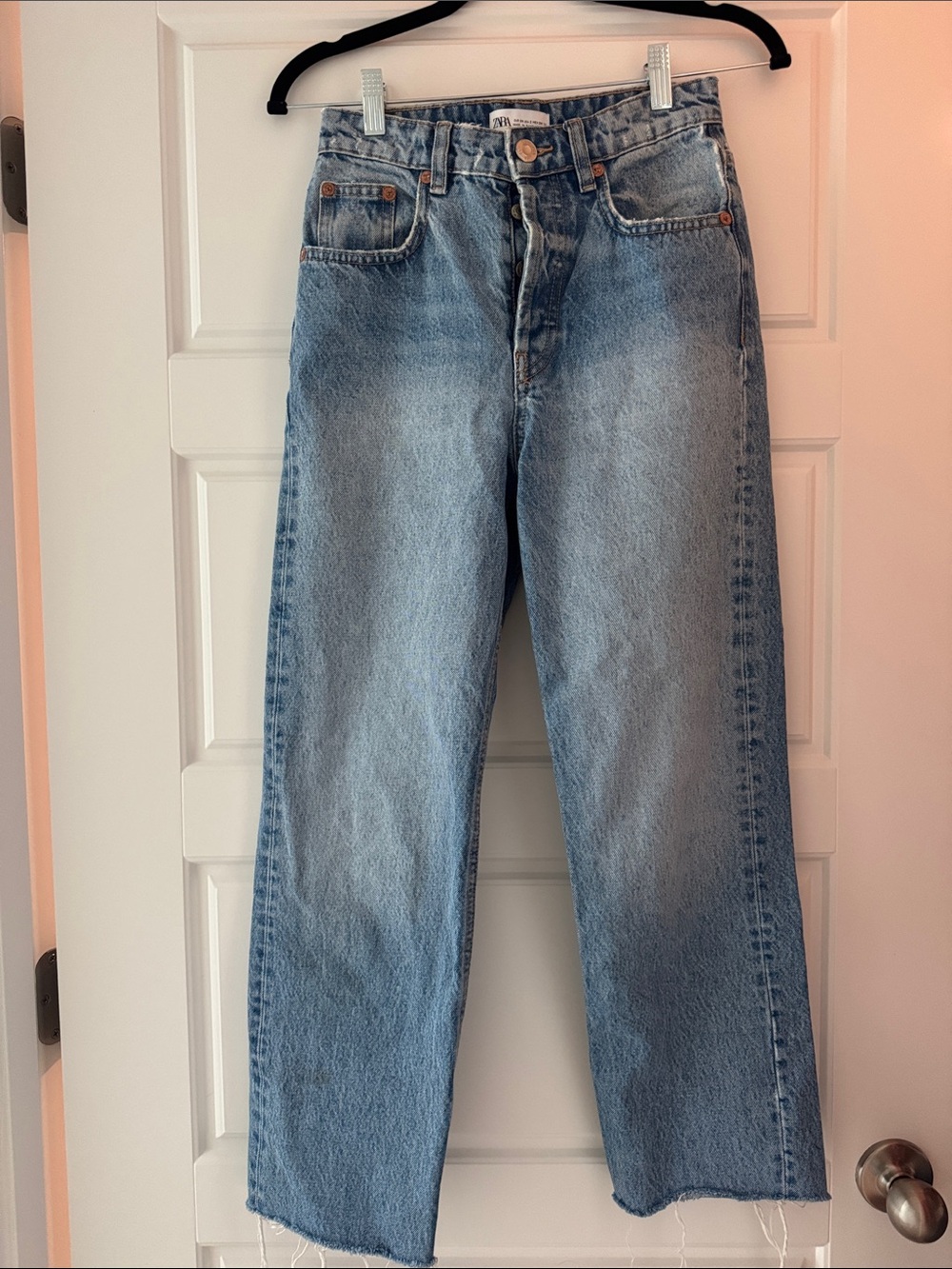 Zara Straight Jeans in Light Blue Denim